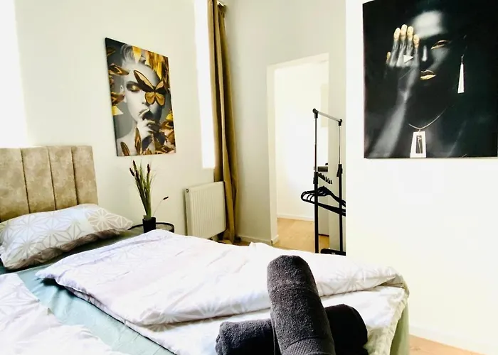 Budget Private In 8-bedroom With Terrace Апартаменти Відень