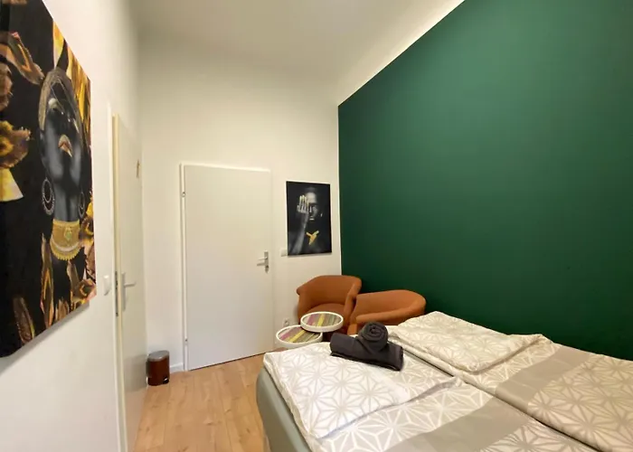 Апартаменти Budget Private In 8-bedroom With Terrace *