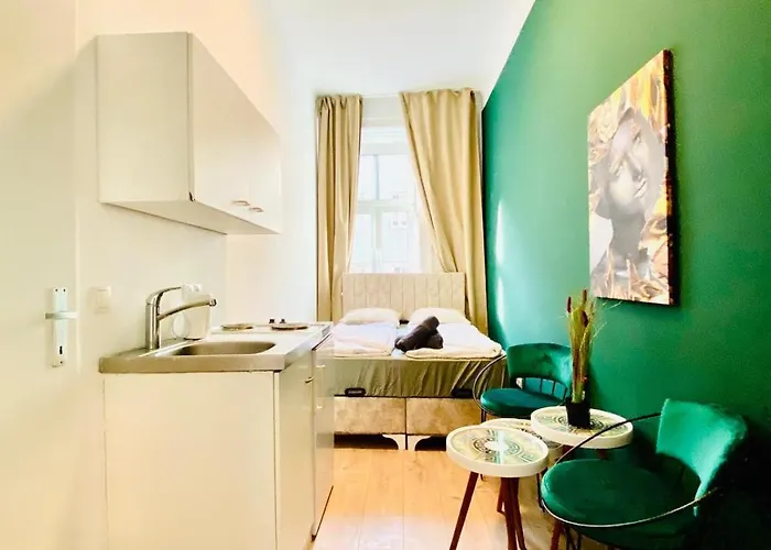 Budget Private In 8-bedroom With Terrace * Відень