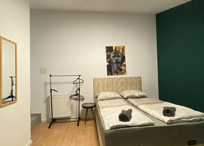 Апартаменти Budget Private In 8-bedroom With Terrace *