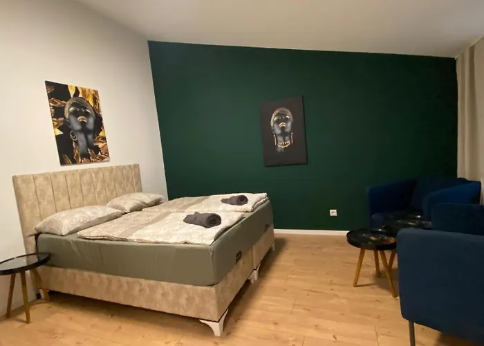 Budget Private In 8-bedroom With Terrace *