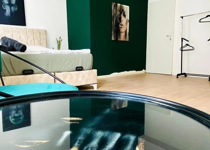 Budget Private In 8-bedroom With Terrace Апартаменти Відень