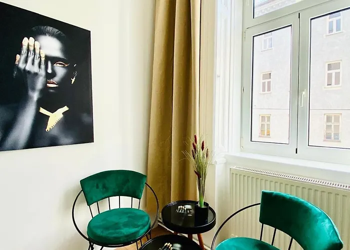 Budget Private In 8-bedroom With Terrace *